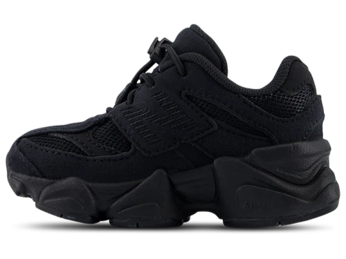 New Balance 9060 (Triple Black)