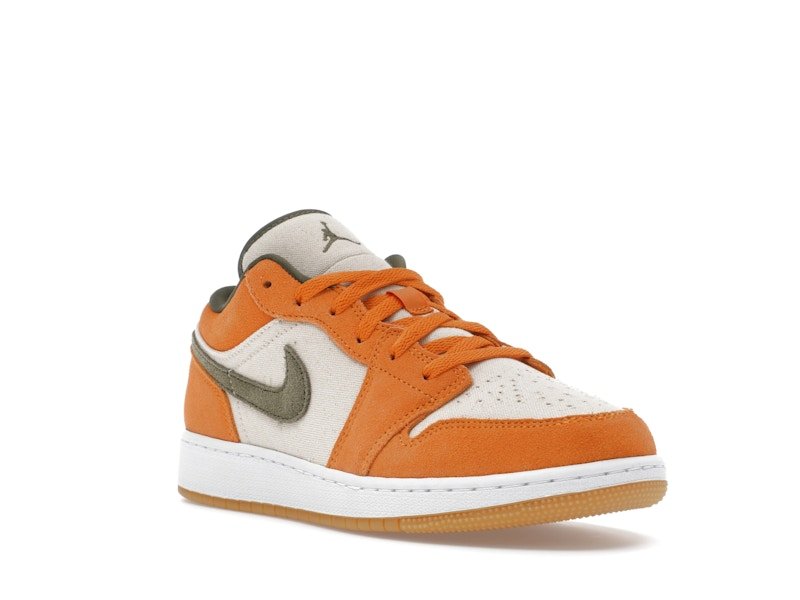Jordan 1 Low "Light Curry" GS - Lucid Soles