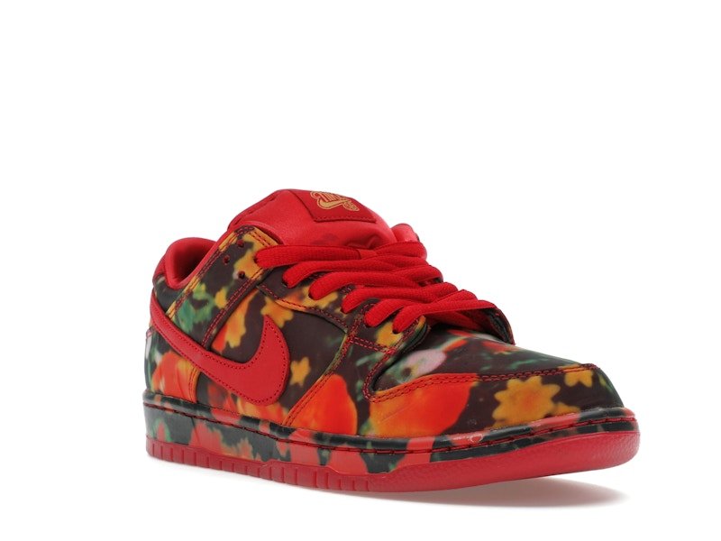 Nike SB Dunk Low The Wizard of Oz Poppy Field - Lucid Soles