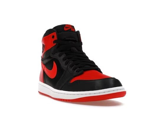 Air Jordan 1 Retro High OG Satin Bred - Lucid Soles