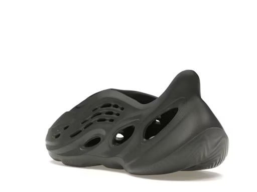 Adidas Yeezy Foam Runner RNNR "CARBON" - Lucid Soles