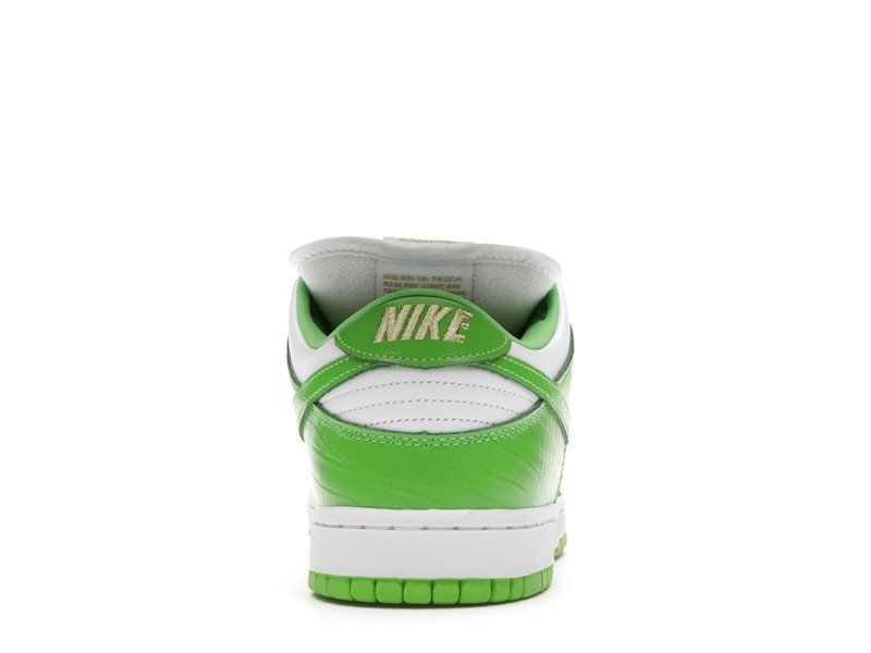 Nike SB Dunk Low Supreme Stars Mean Green (2021) - Lucid Soles