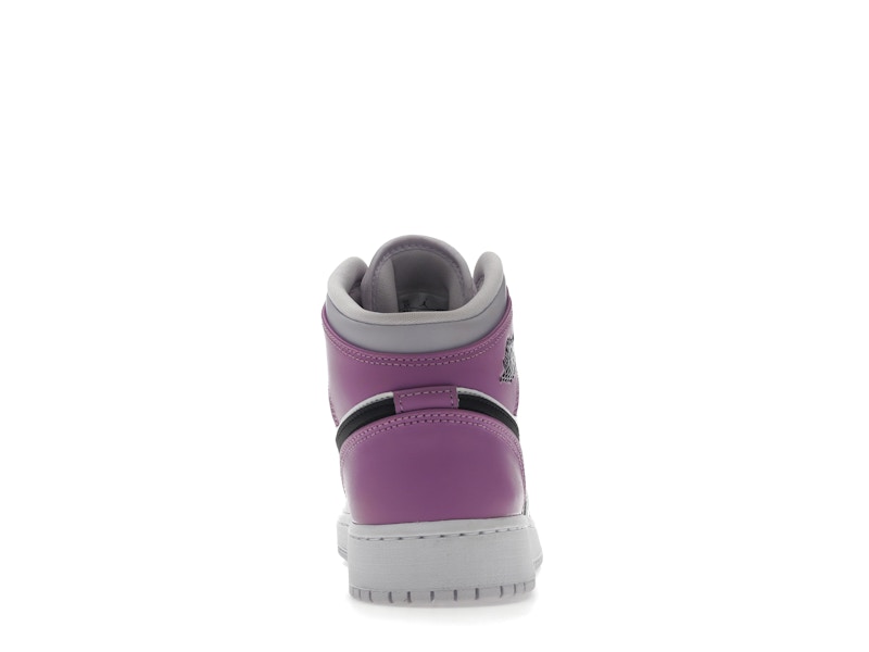 Air Jordan 1 Mid Barely Grape