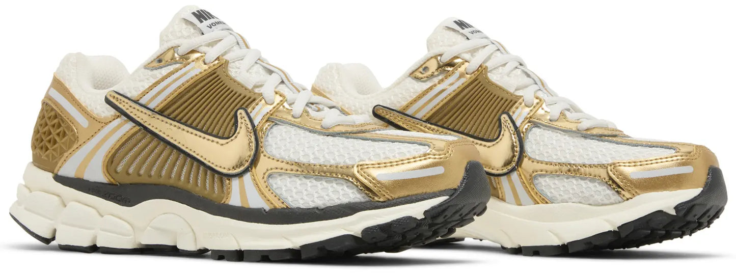 Nike Zoom Vomero 5 (Metallic Gold)