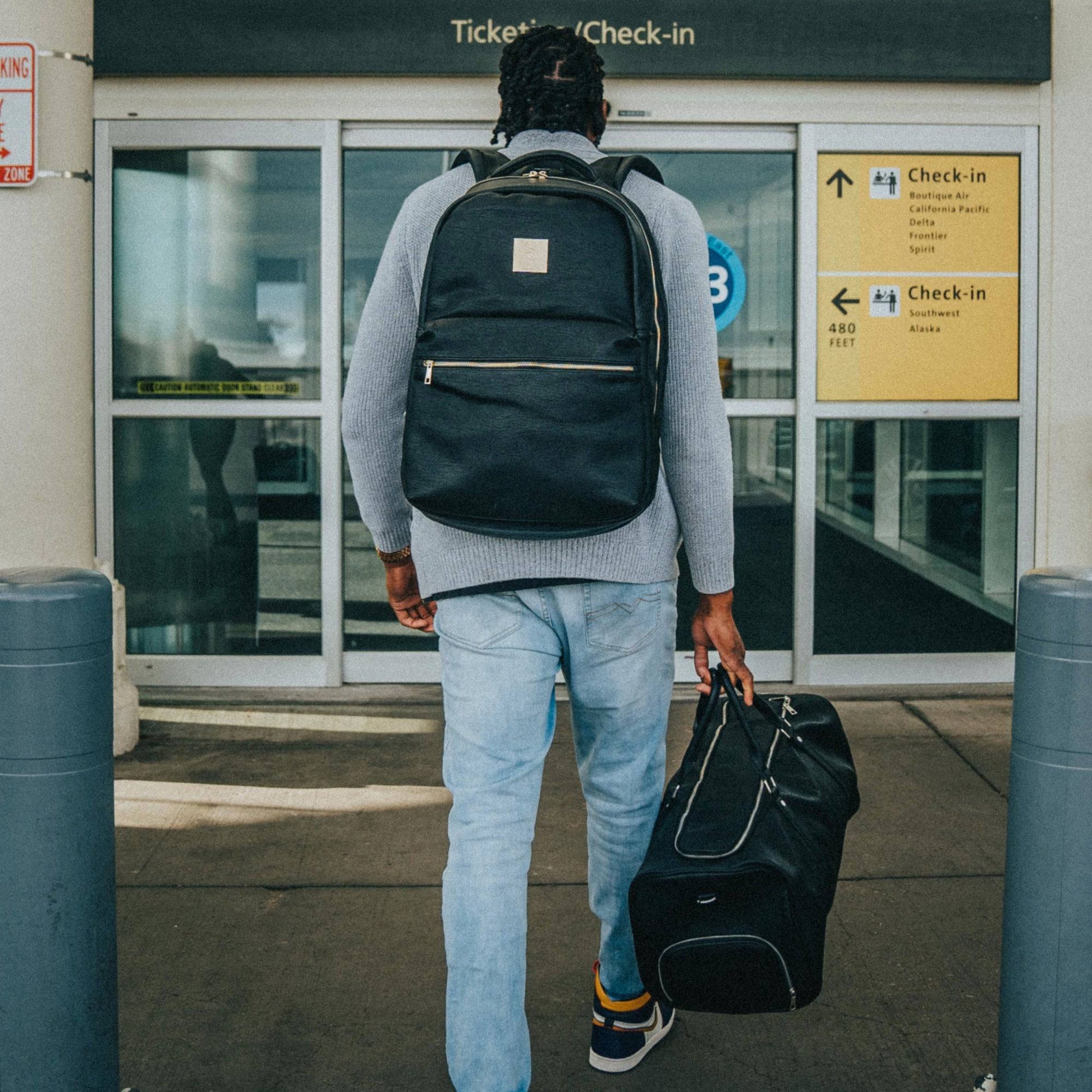 Black Leather Commuter Bag - Lucid Soles