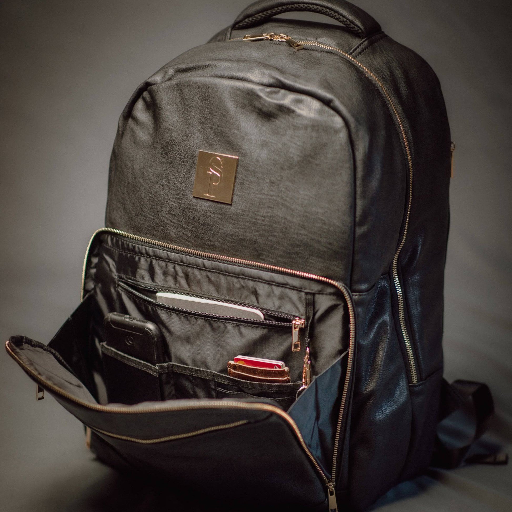 Black Leather Daily Commuter Bag XL - Lucid Soles