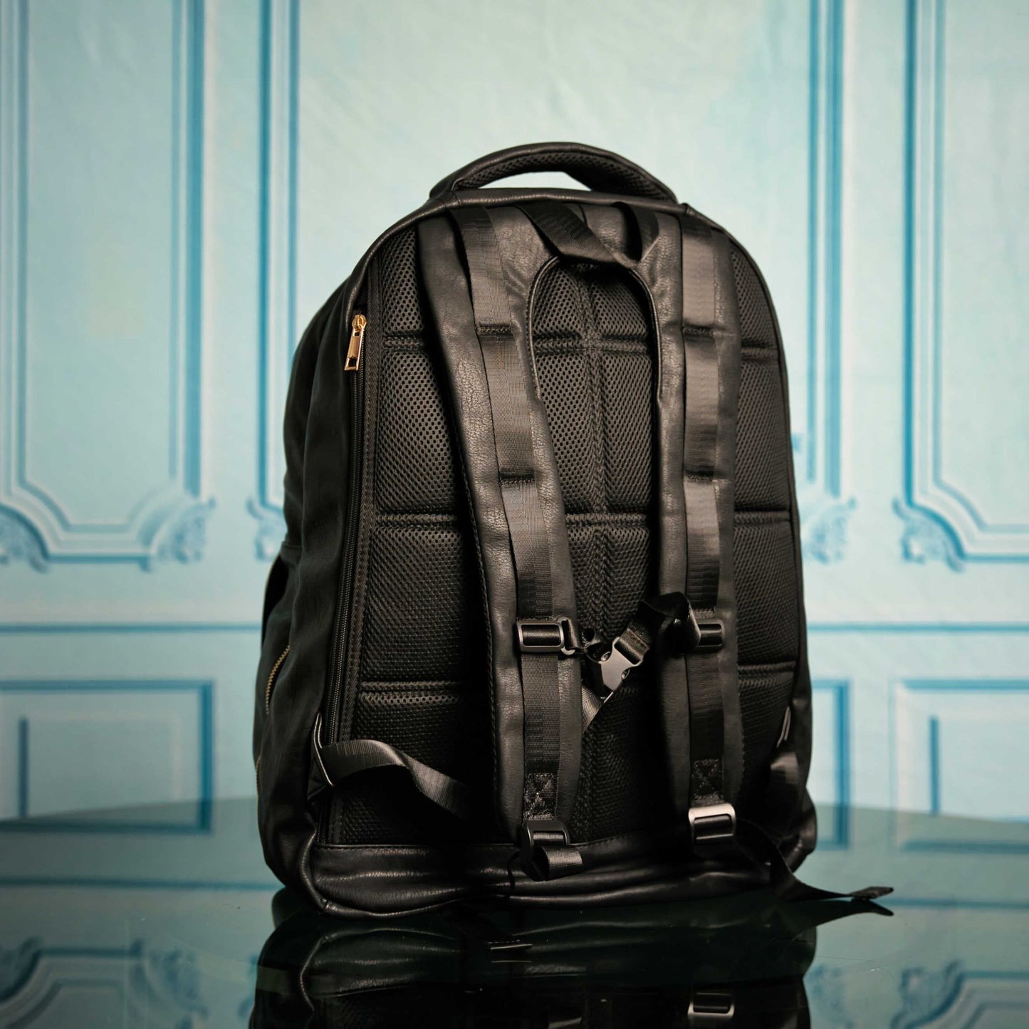 Black Leather Commuter Bag - Lucid Soles