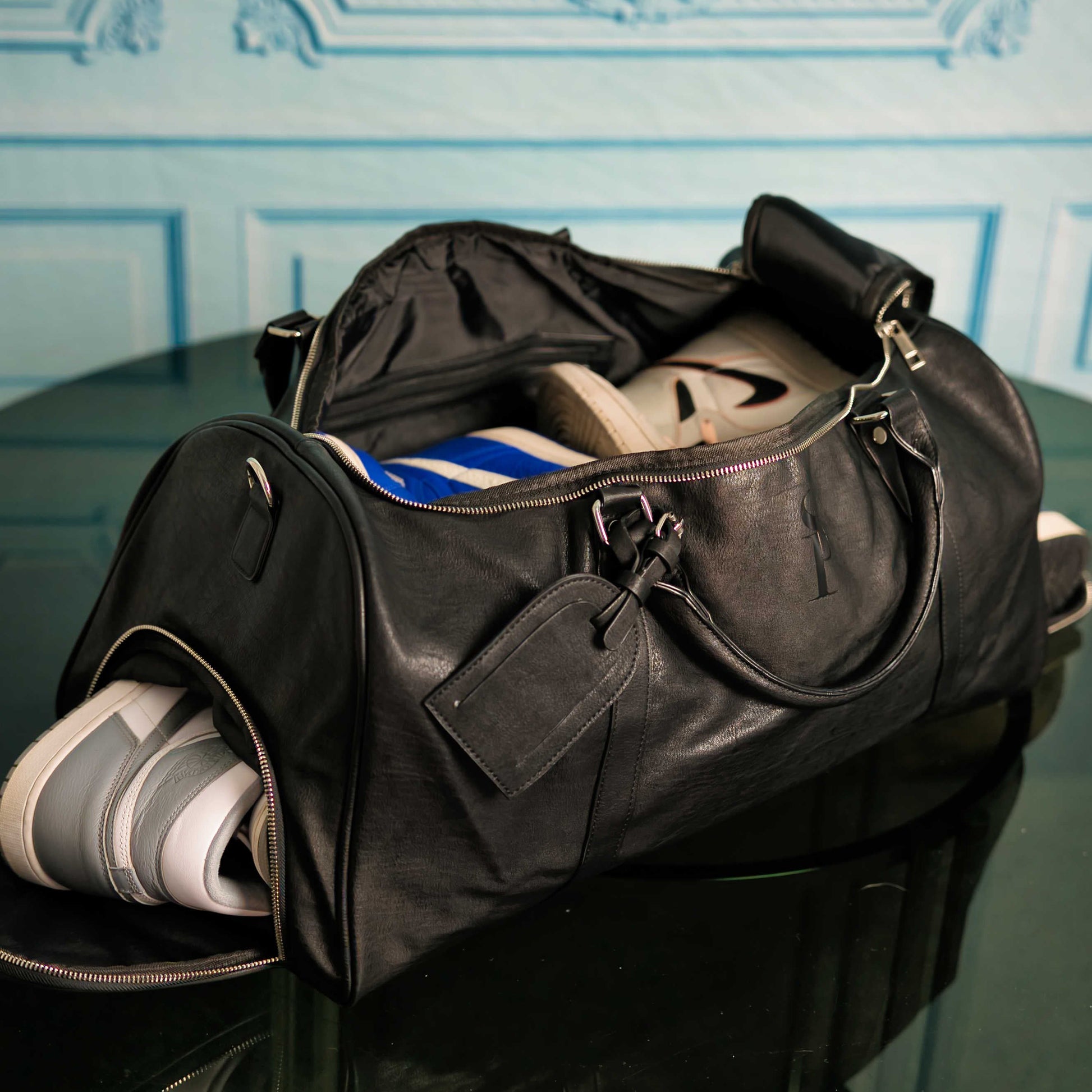 Black Leather Duffle Bag - Lucid Soles