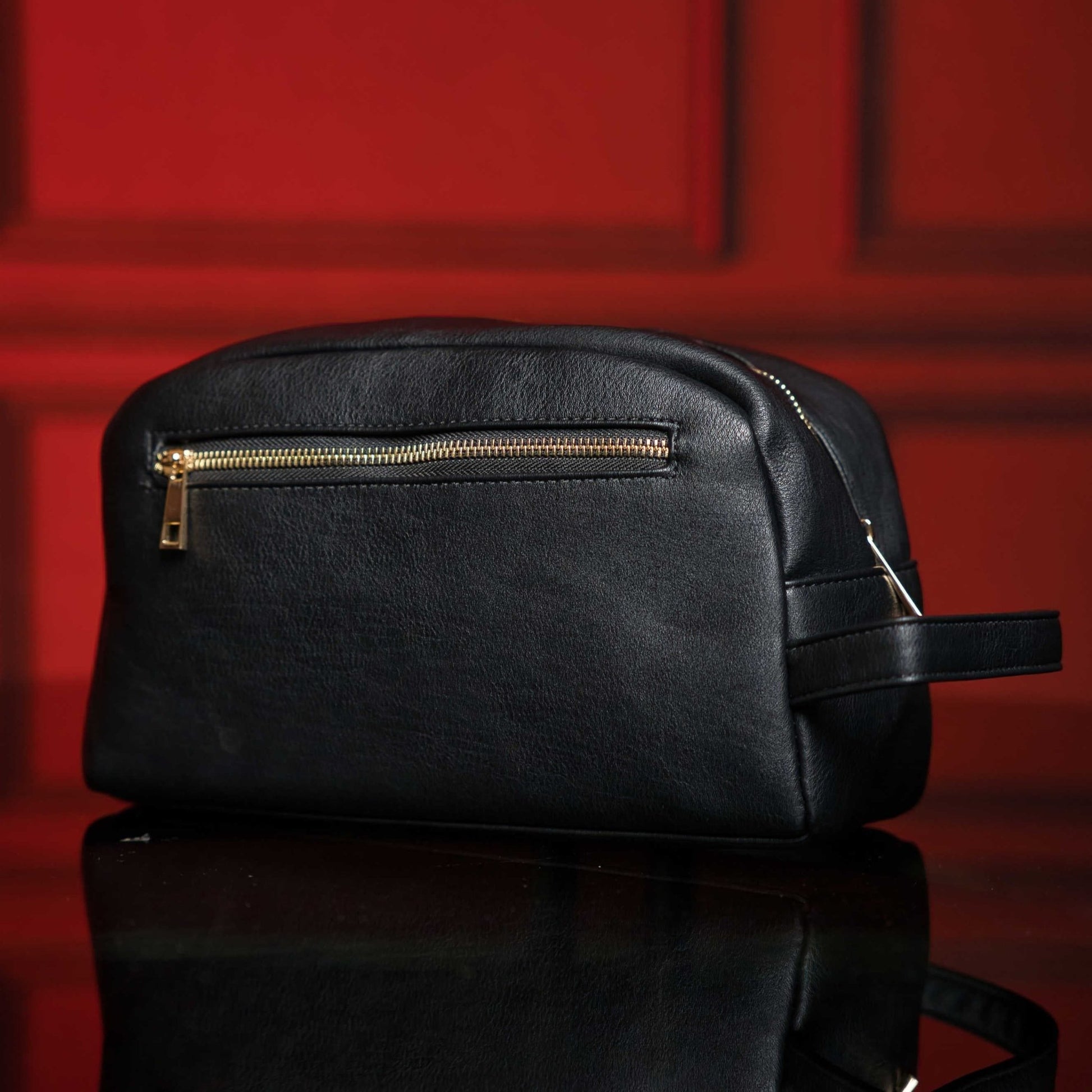 Black Leather Toiletry Bag - Lucid Soles