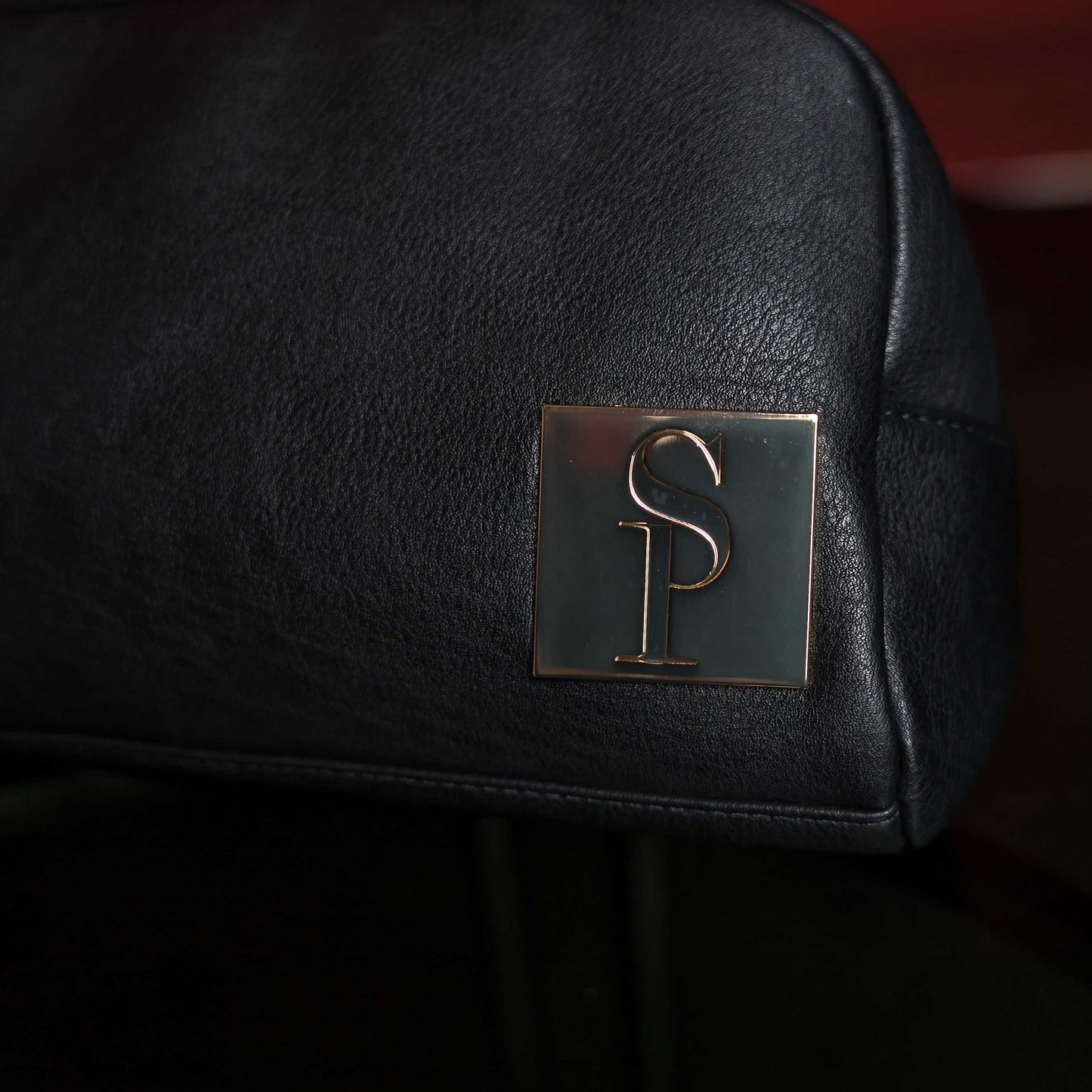Black Leather Toiletry Bag - Lucid Soles