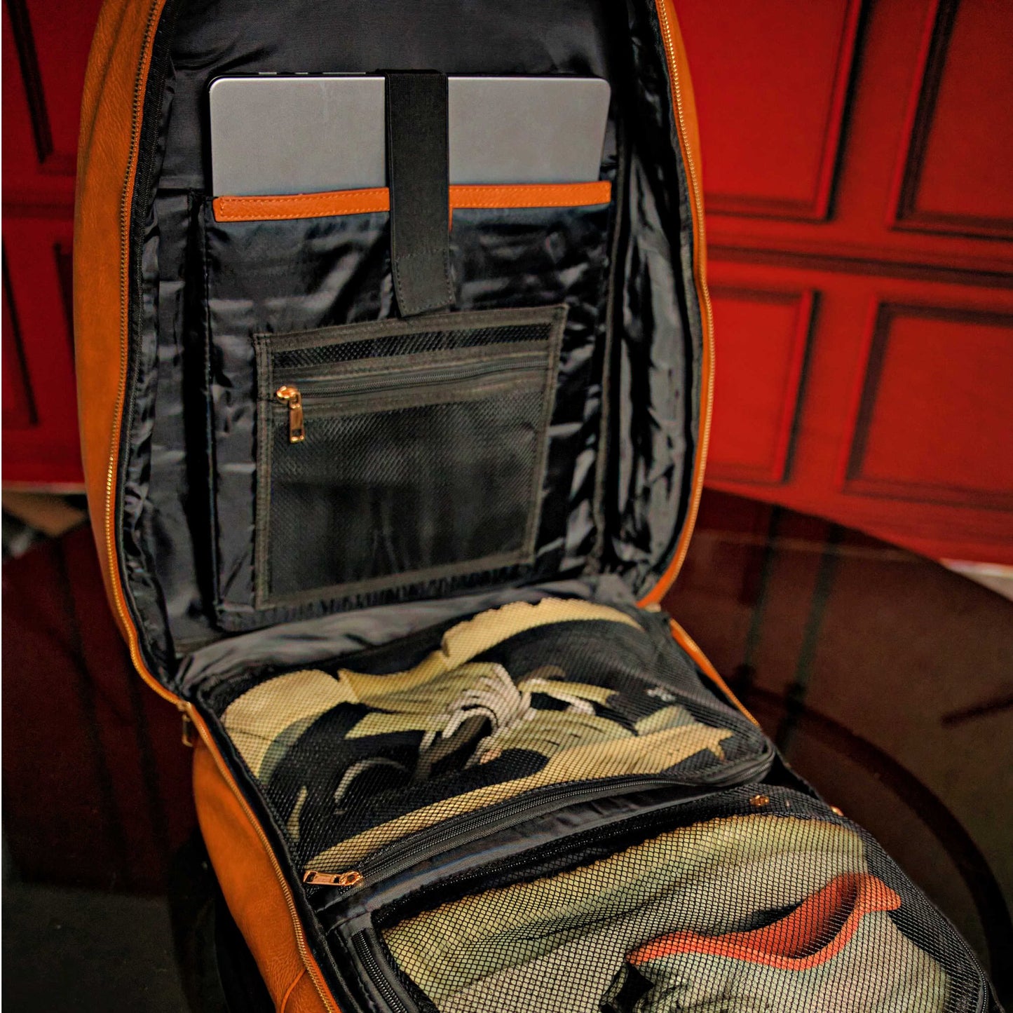 Brown Leather Commuter Bag - Lucid Soles