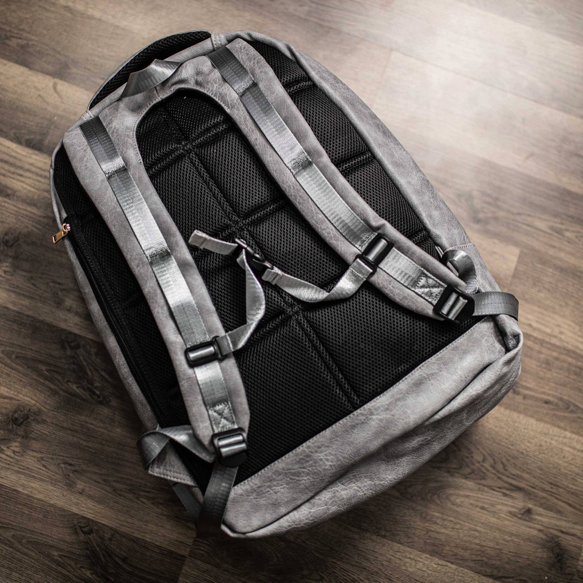 Grey Leather Commuter Bag - Lucid Soles