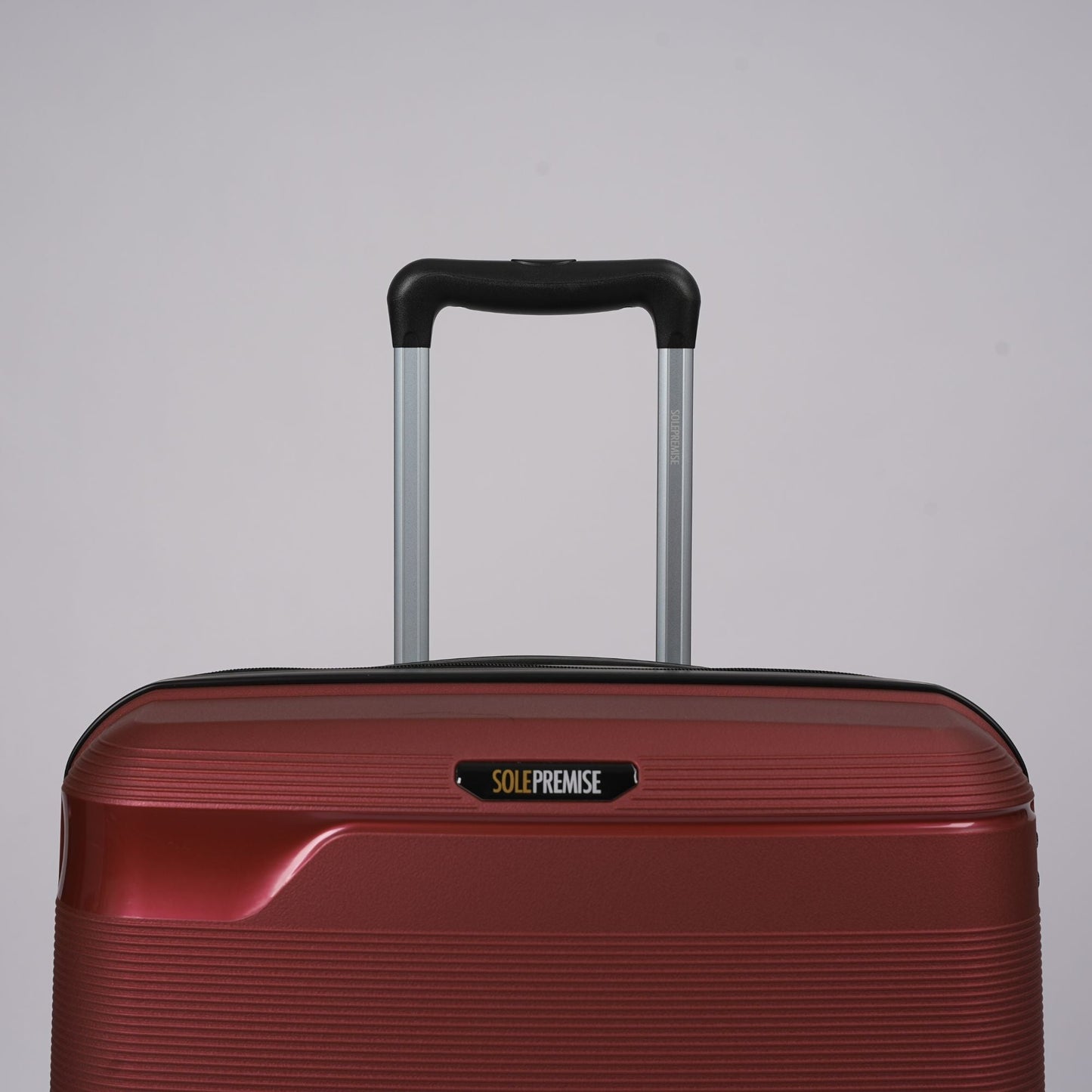 Red Hardcase Roller Luggage Set (28', 24' and 20') - Lucid Soles