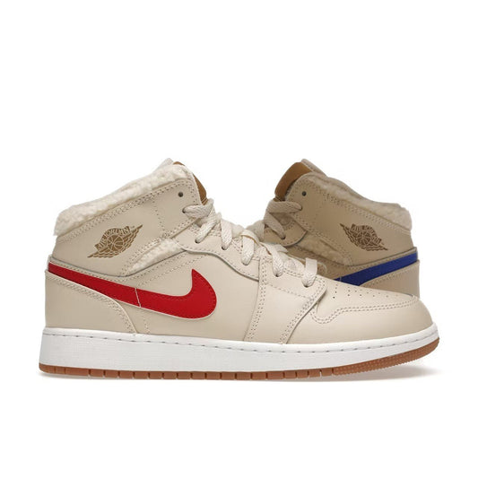 Air Jordan 1 Mid "Fleece" - Lucid Soles