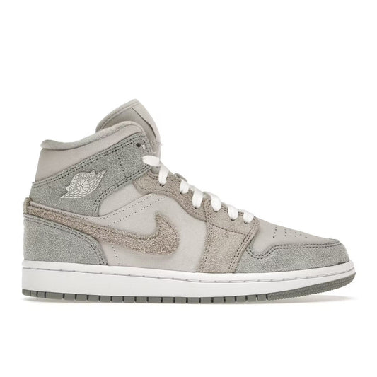 Air Jordan 1 Mid SE "Particle Grey" - Lucid Soles