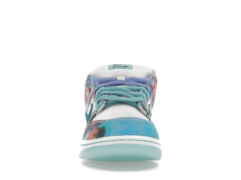 Nike SB Dunk Low Futura Laboratories Bleached Aqua - Lucid Soles