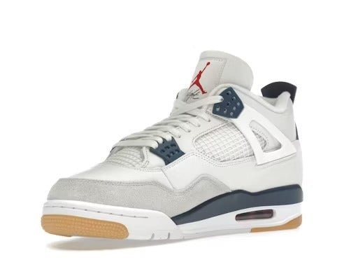 Air Jordan 4 Retro SB Navy - Lucid Soles