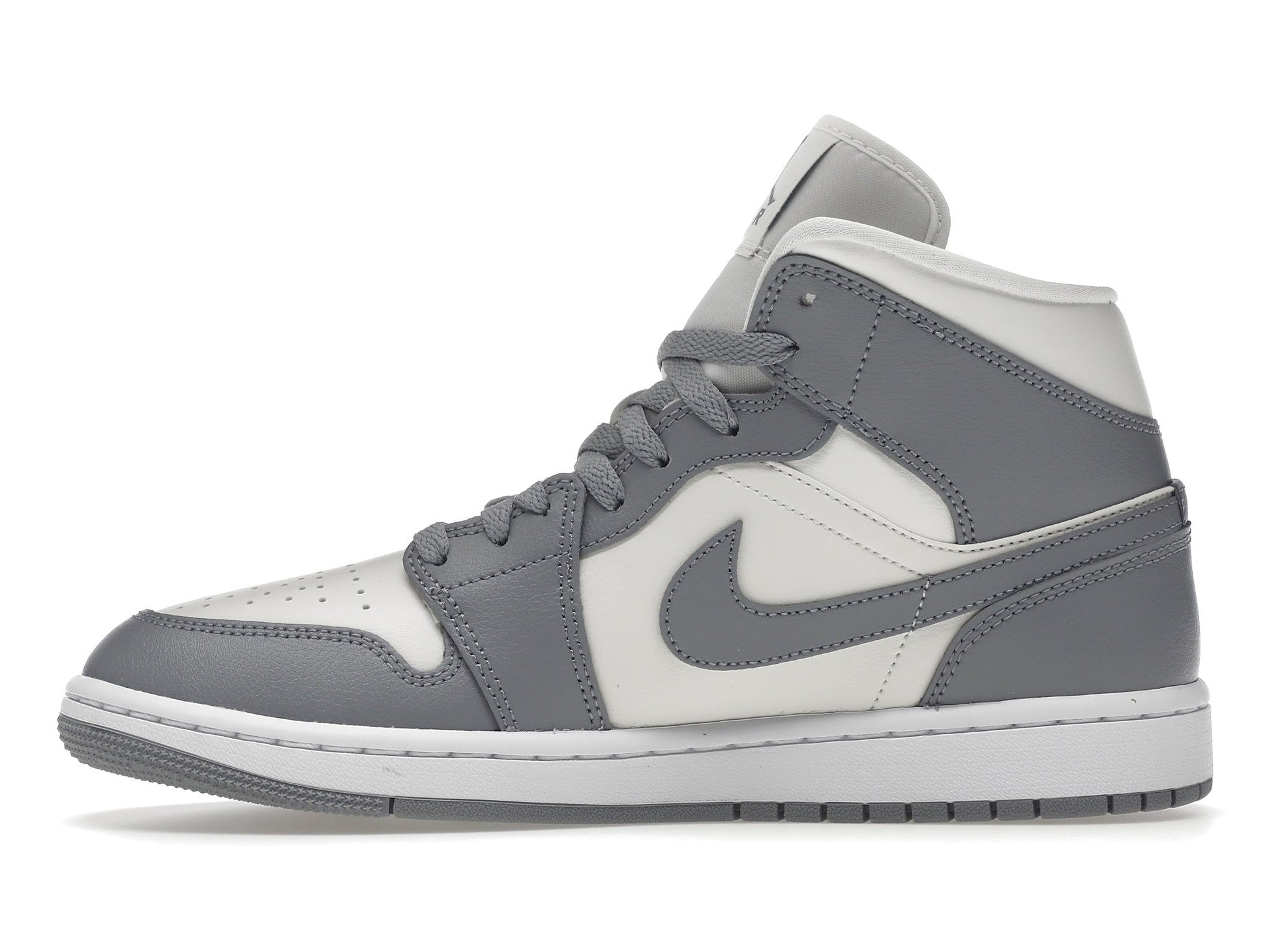 Air Jordan 1 Mid Stealth - Lucid Soles