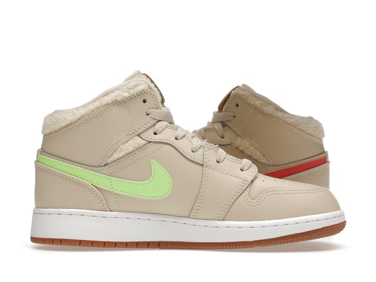 Air Jordan 1 Mid "Fleece" - Lucid Soles
