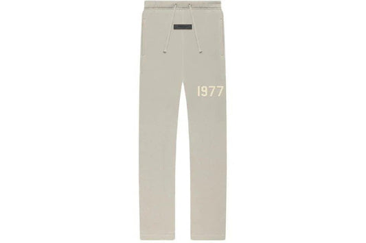 Kids Fear of God Essentials Relaxed Sweatpant Smoke - Lucid Soles