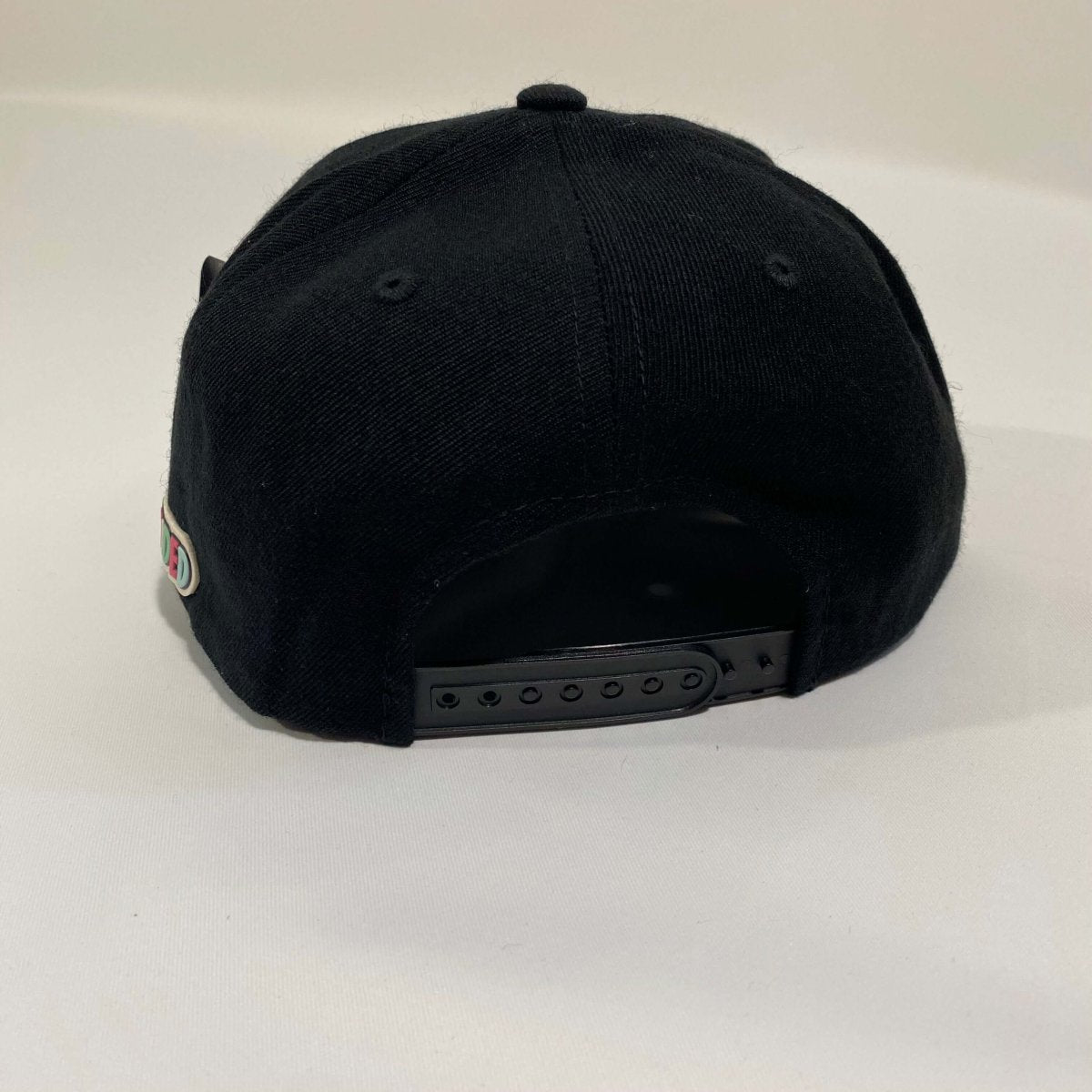 Misguided Snapback - Black - Lucid Soles