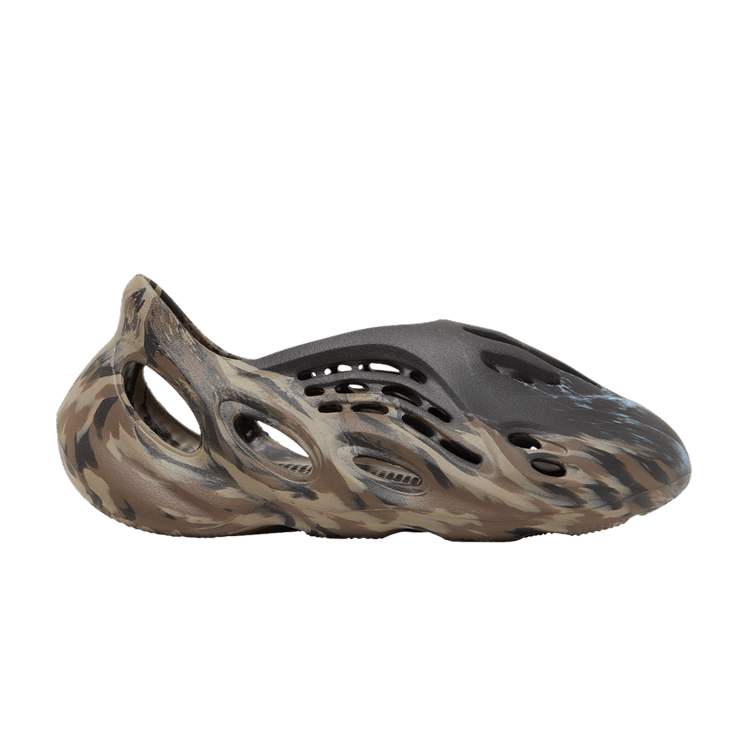 Yeezy Foam Runner (MX Cinder) - Lucid Soles